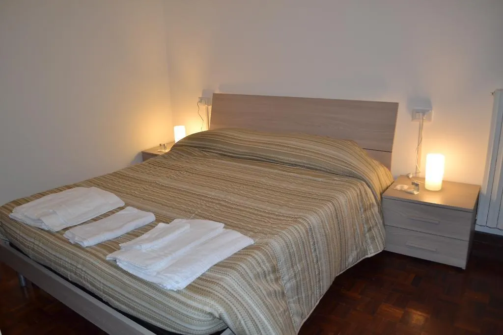 Guest house The Sisters Hotel Settimo Milanese Italy